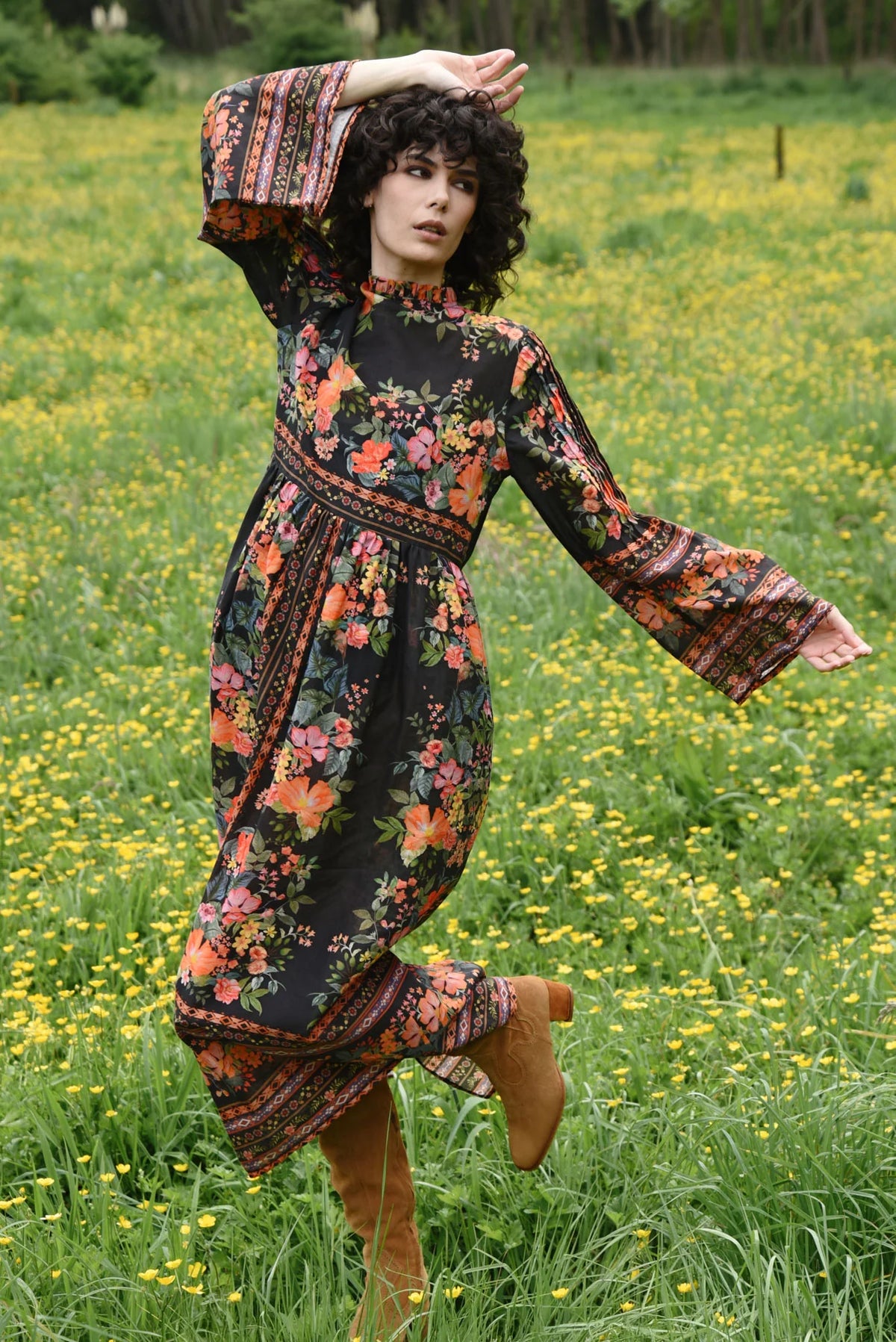 Curate - GLAMOUR TO GO Dress
