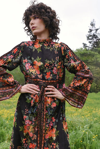 Curate - GLAMOUR TO GO Dress