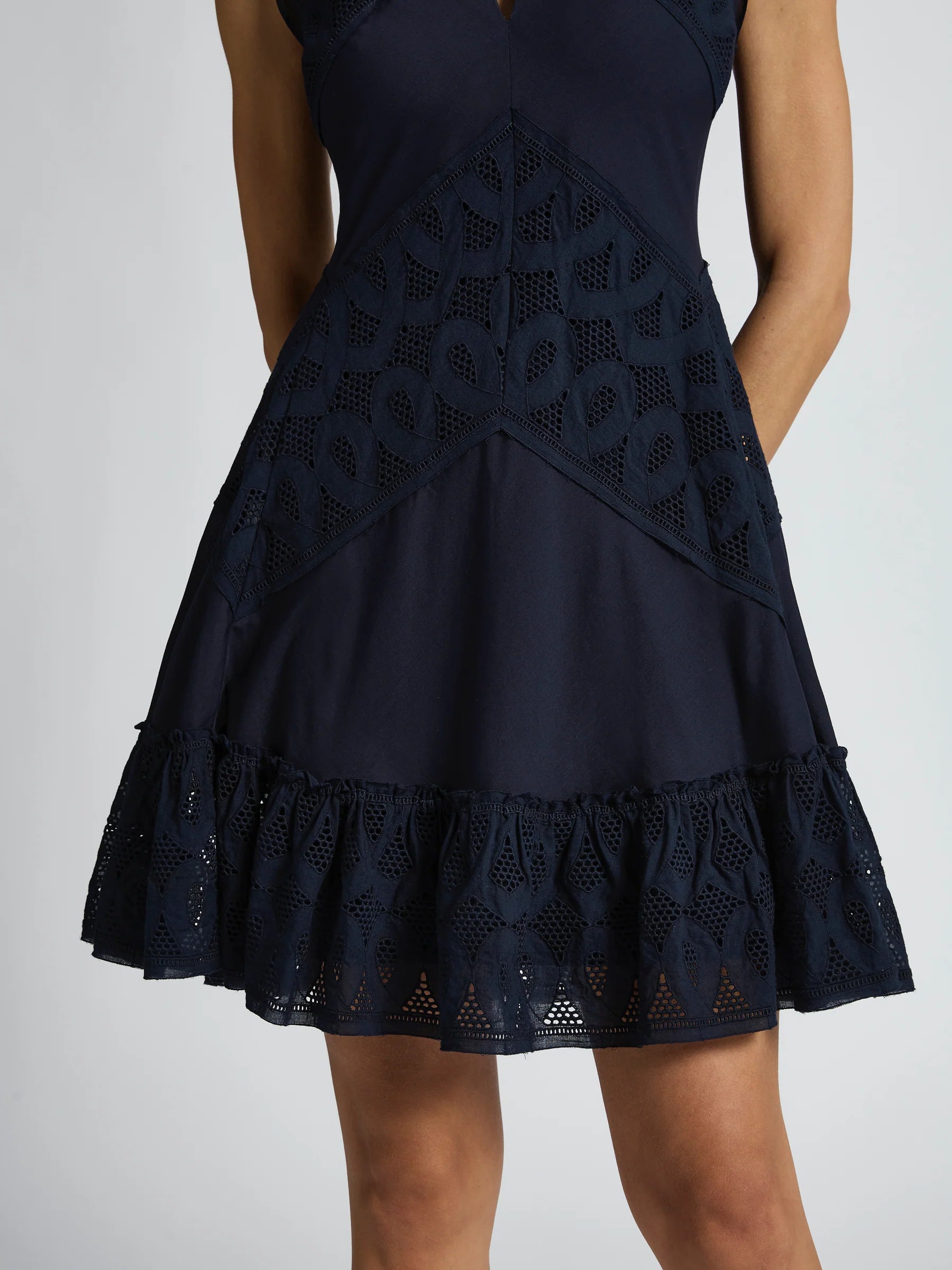 Moss & Spy = Rio Dress Navy