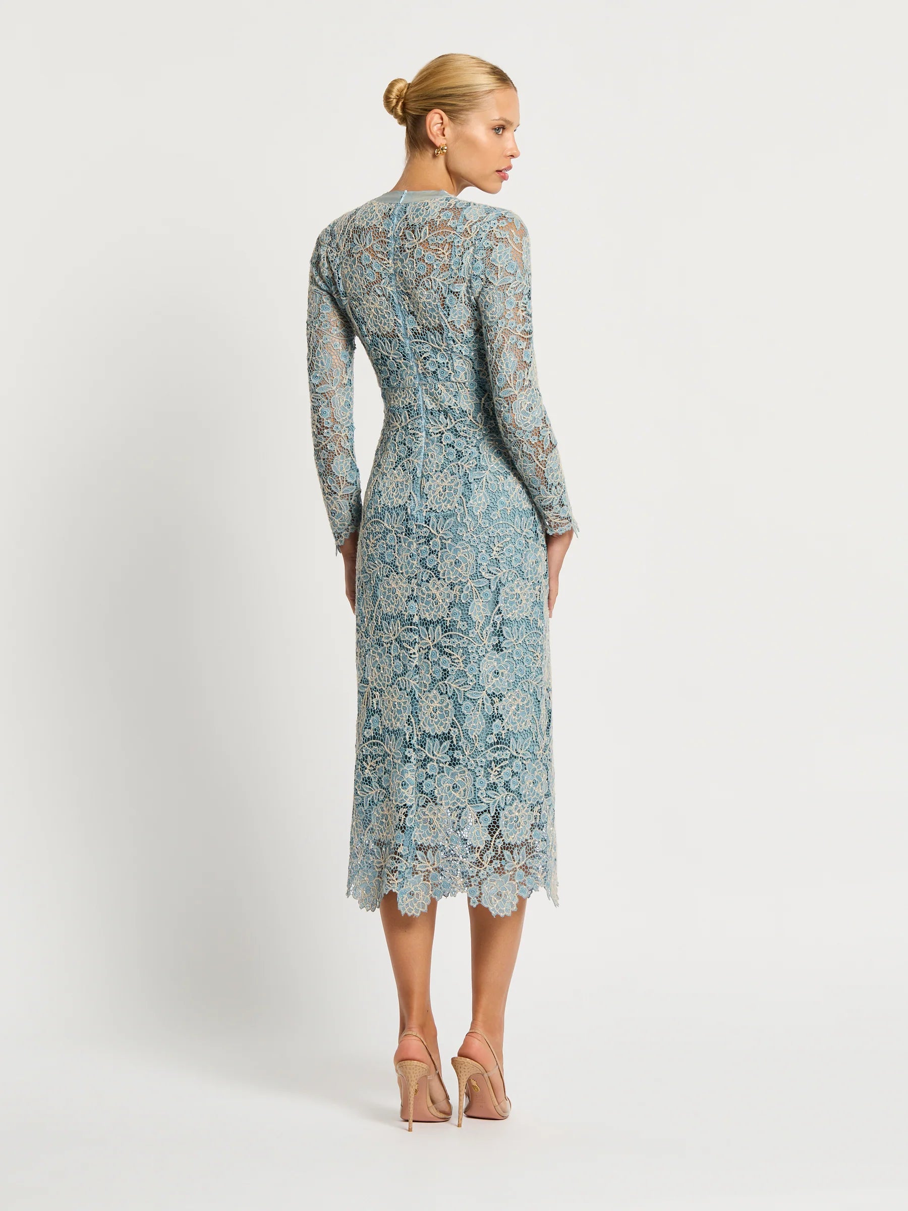 Moss & Spy - Tiffany V-Neck