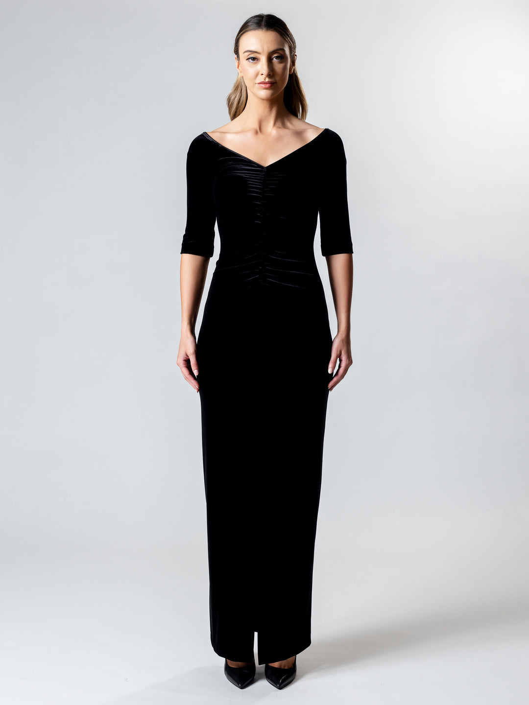 Lisa Barron - Silhouette Gather Front 3/4 Sleeve Gown | Black